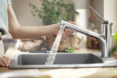 HansGrohe Zesis M33 Tek Kollu Eviye Bataryası, 150, Çekilebilir El Duşu,2Jet, Sbox Lite - 74803000 - 2