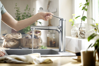 HansGrohe Zesis M33 Tek Kollu Eviye Bataryası, 160, Çekilebilir El Duşu,2Jet, Sbox Lite - 74804000 - 2